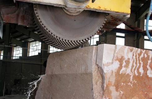 انواع دستگاه قله بر سنگبری  و توانمندی هایش