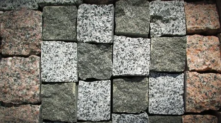 سنگ کوبیک چیست ؟ همه چیز درباره سنگ فرشی از باستان تا امروز